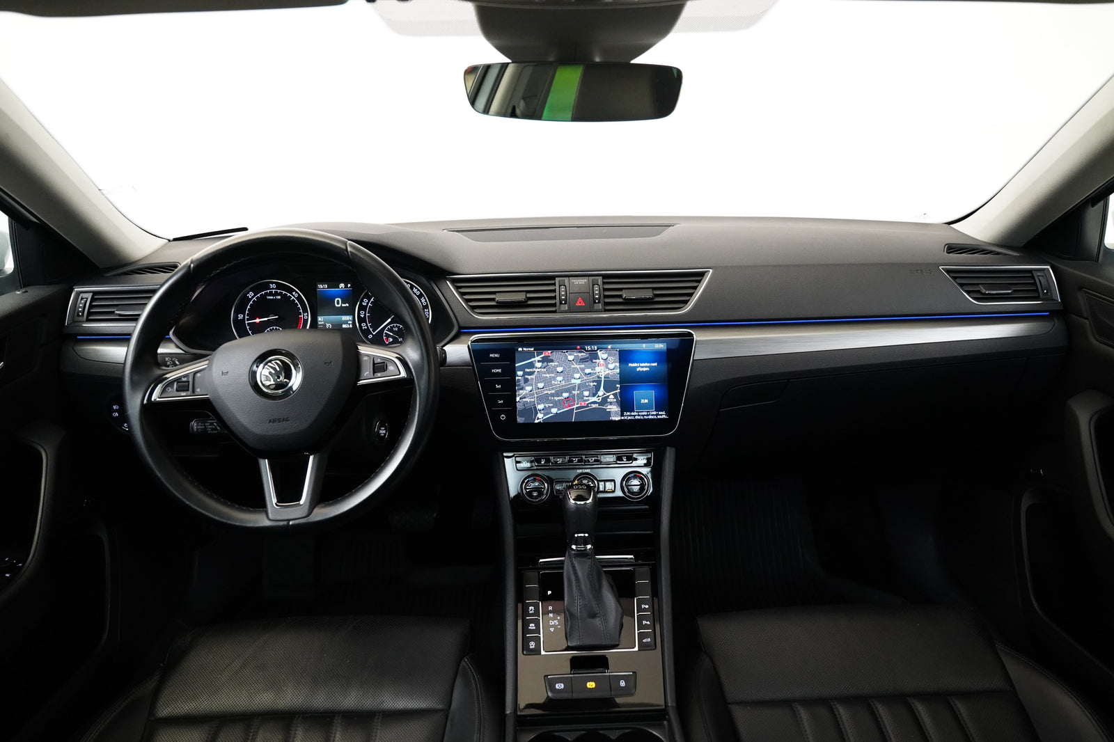 Škoda Superb 2.0 TDI 140 kW Style – foto 5