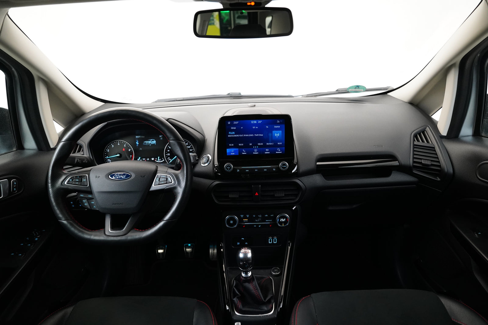 Ford Ecosport 1.0 EcoBoost 103 kW ST-Line – foto 5