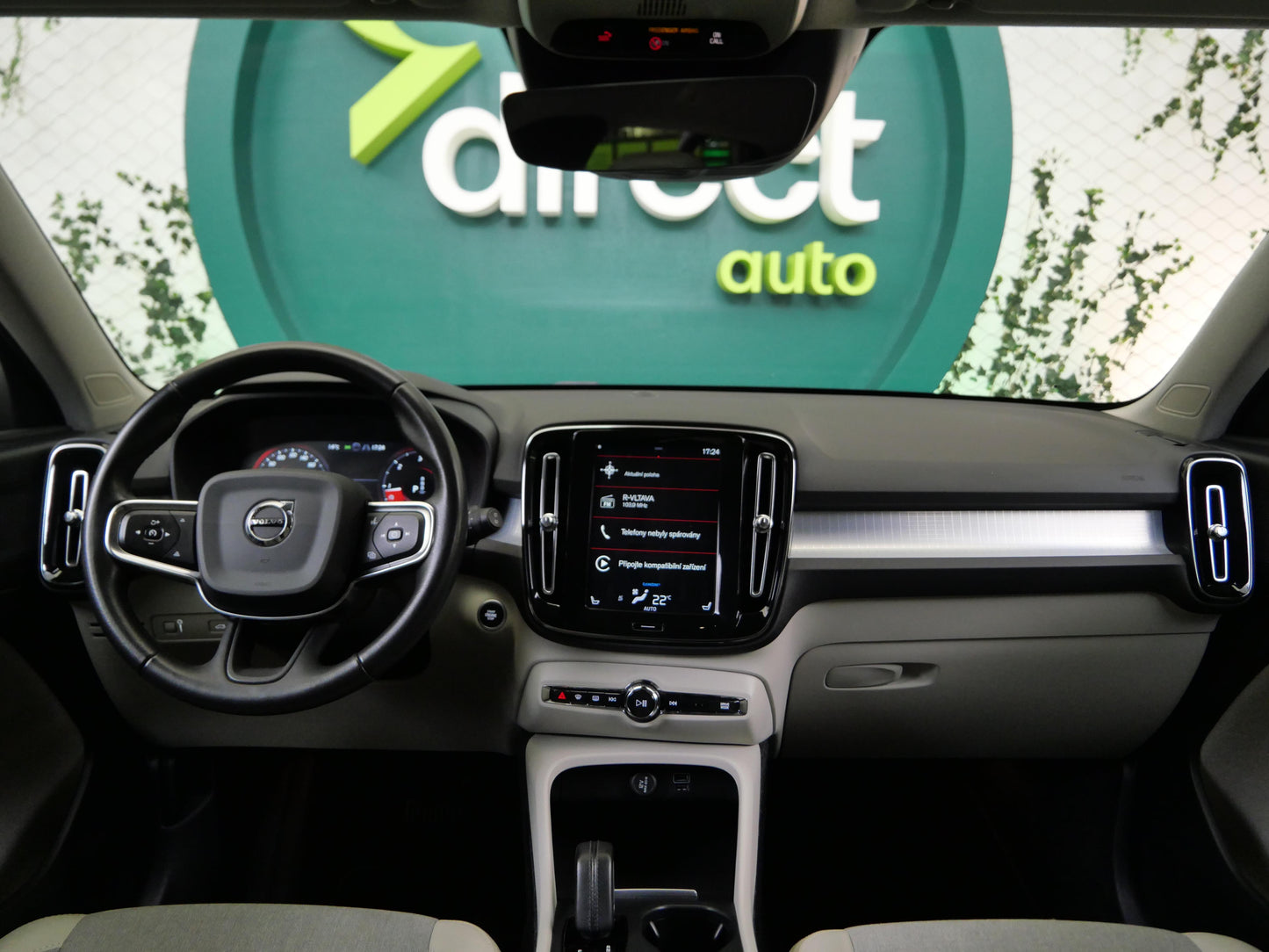 Volvo XC40 2.0 D3 110 kW Momentum Pro