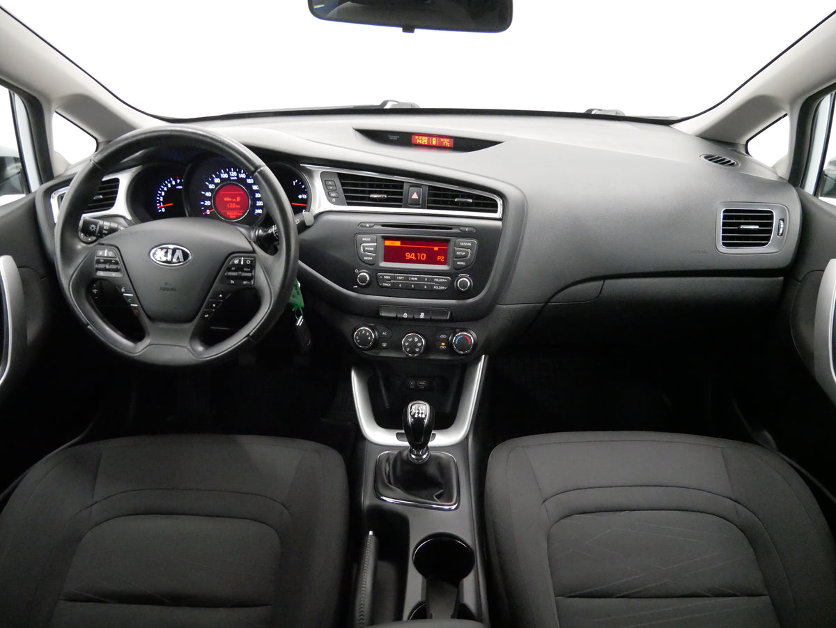 Kia Ceed 1.4 CVVT 74 kW – foto 5