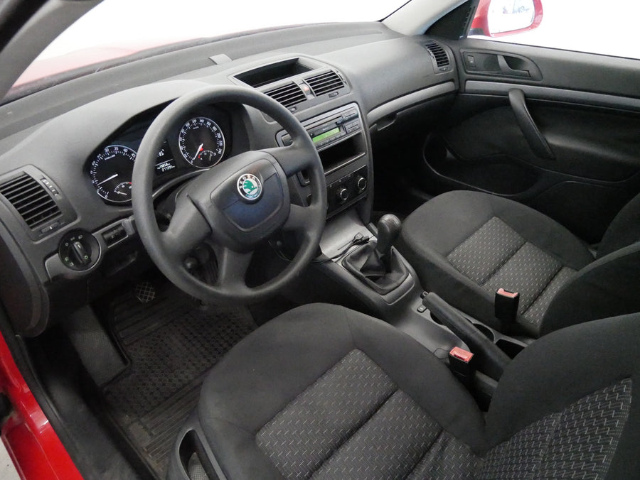 Škoda Octavia 1.6 TDi 77 kW Active – foto 5