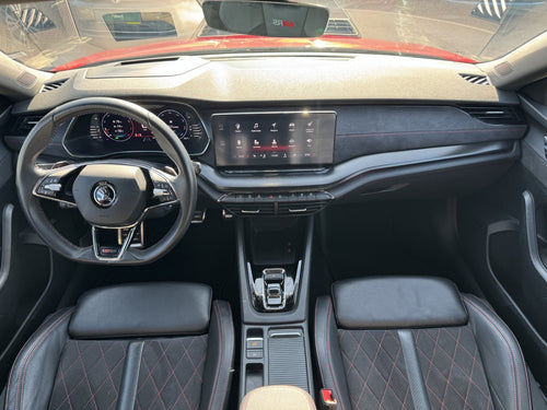 Škoda Octavia 2.0 TSI 180 kW RS – foto 5