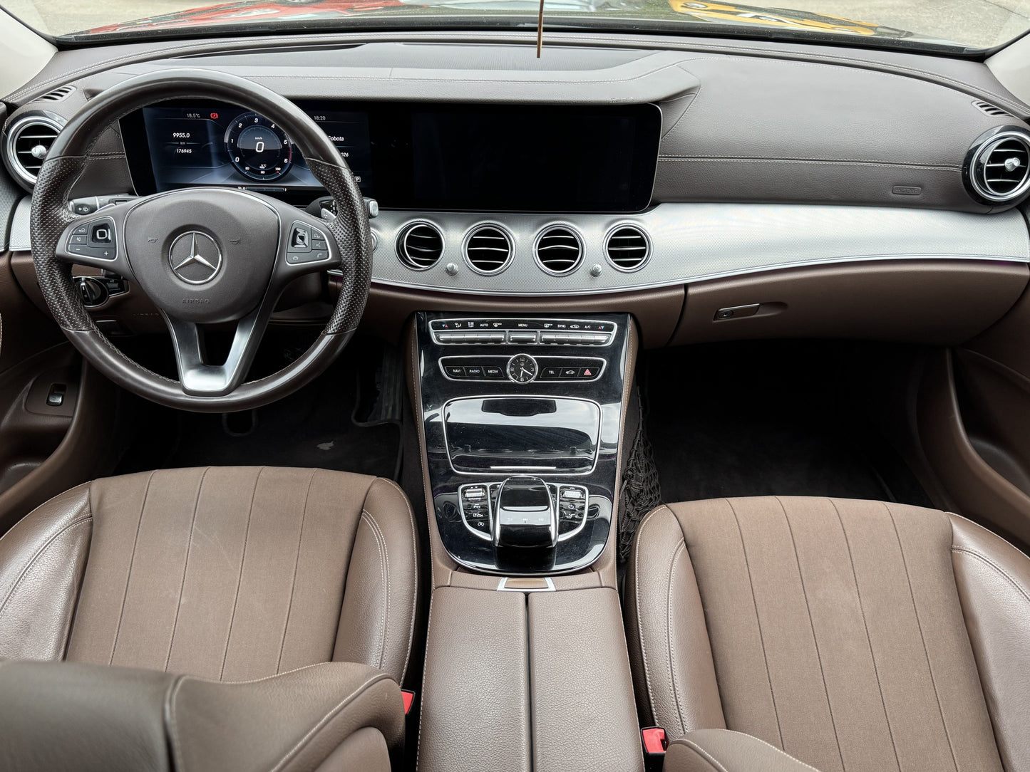 Mercedes-Benz Třídy E 2.0 CDi 143 kW