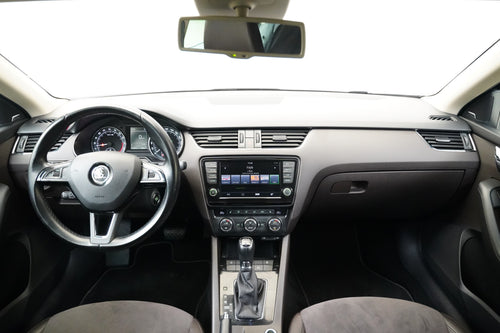 Škoda Octavia 2.0 TDI 135 kW DSG 4x4 L&K – foto 5
