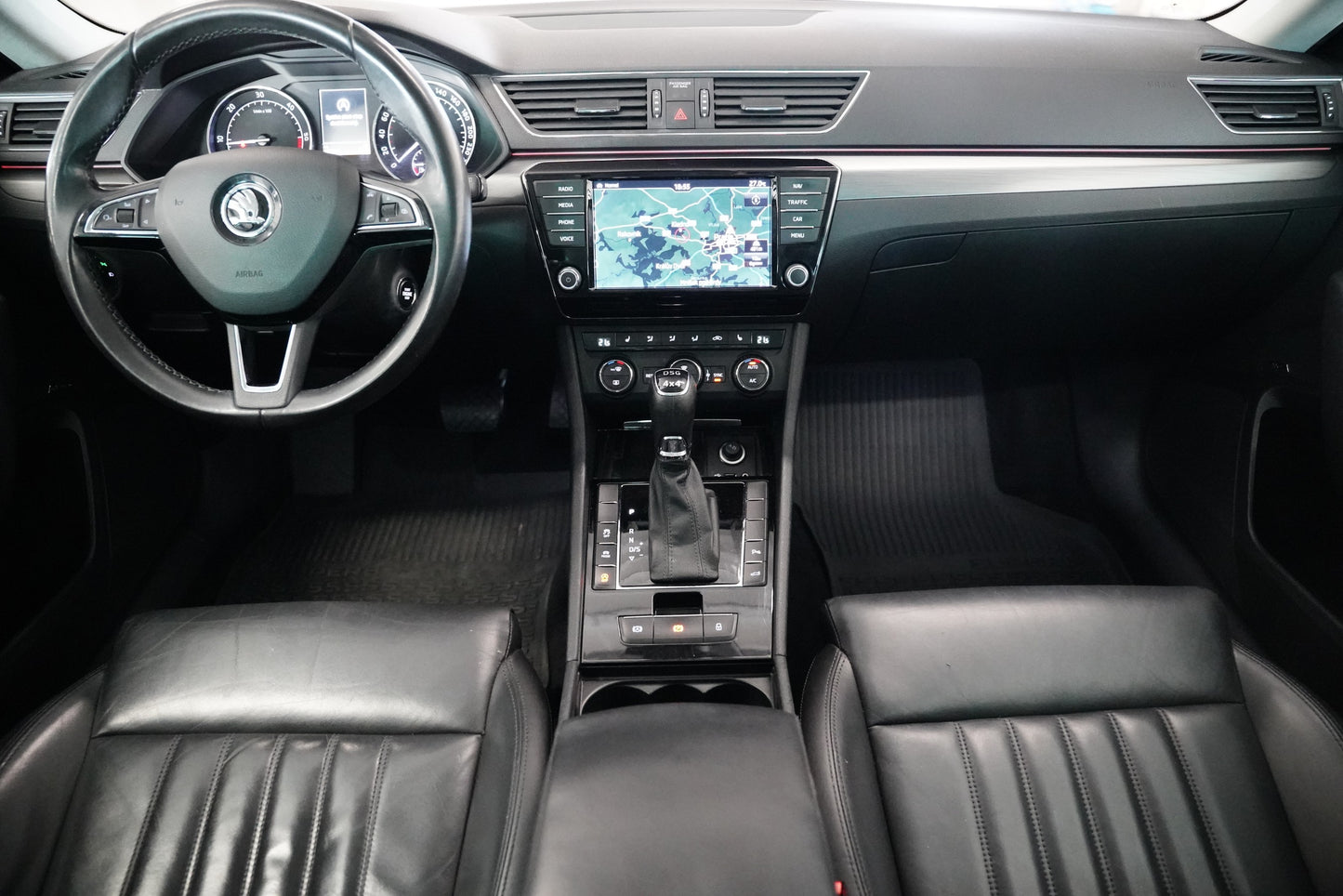 Škoda Superb 2.0 TDI 140 kW DSG 4x4 Style