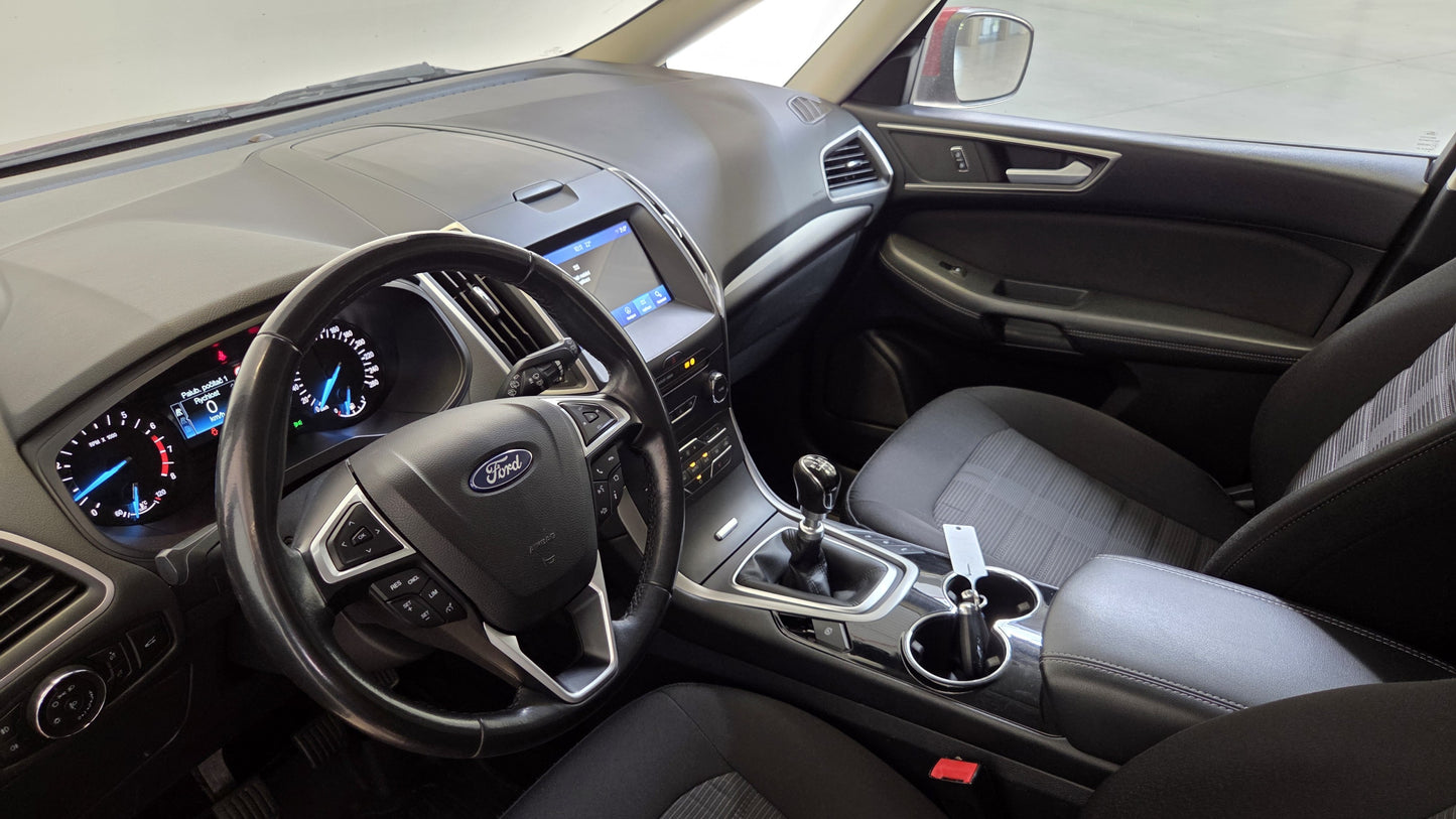 Ford Galaxy 1.5 EcoBoost 121 kW