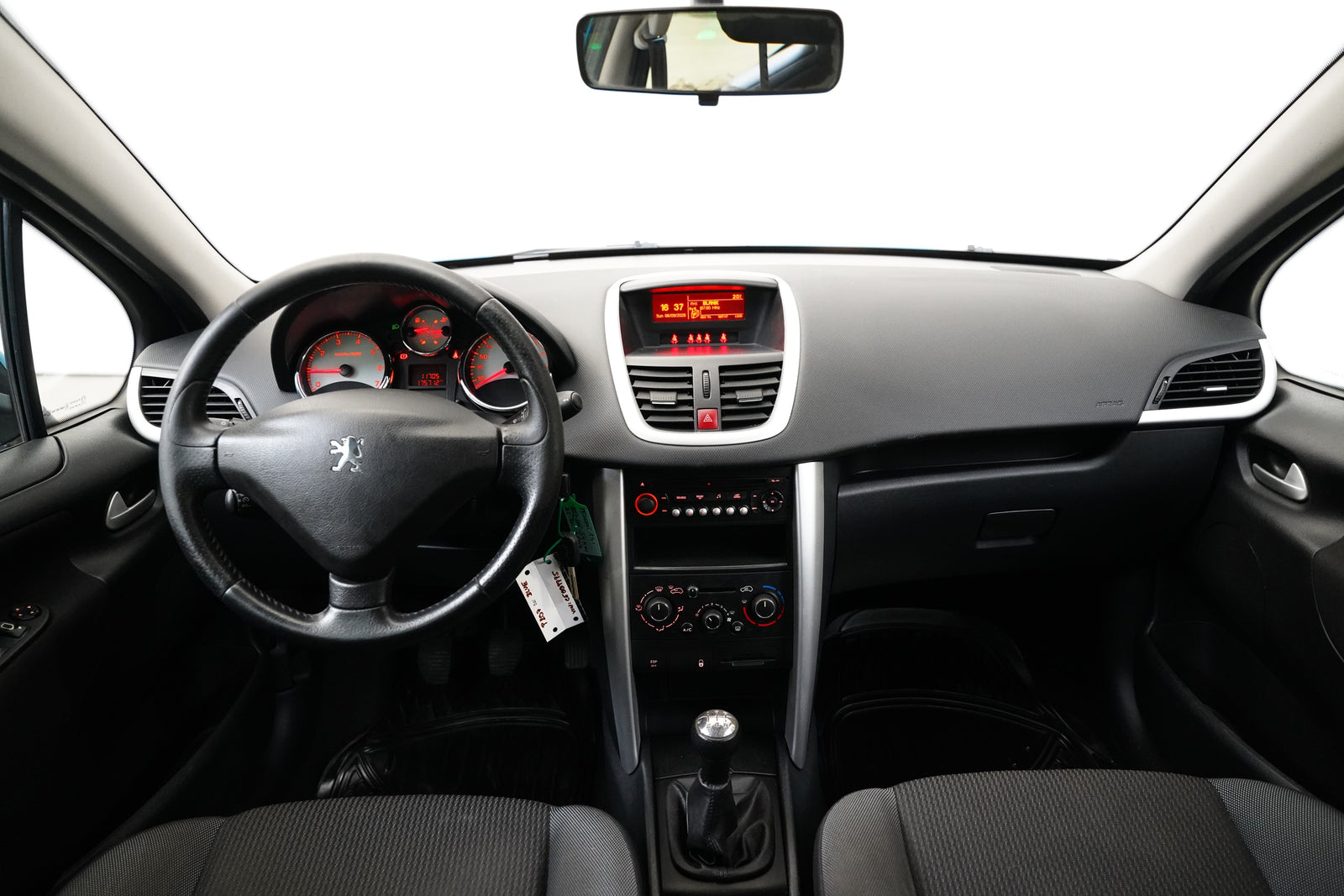 Peugeot 207 1.4 i 54 kW SW – foto 5
