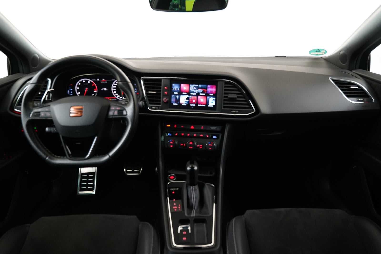 Seat Leon 2.0 TSI 221 kW 4Drive Cupra – foto 5