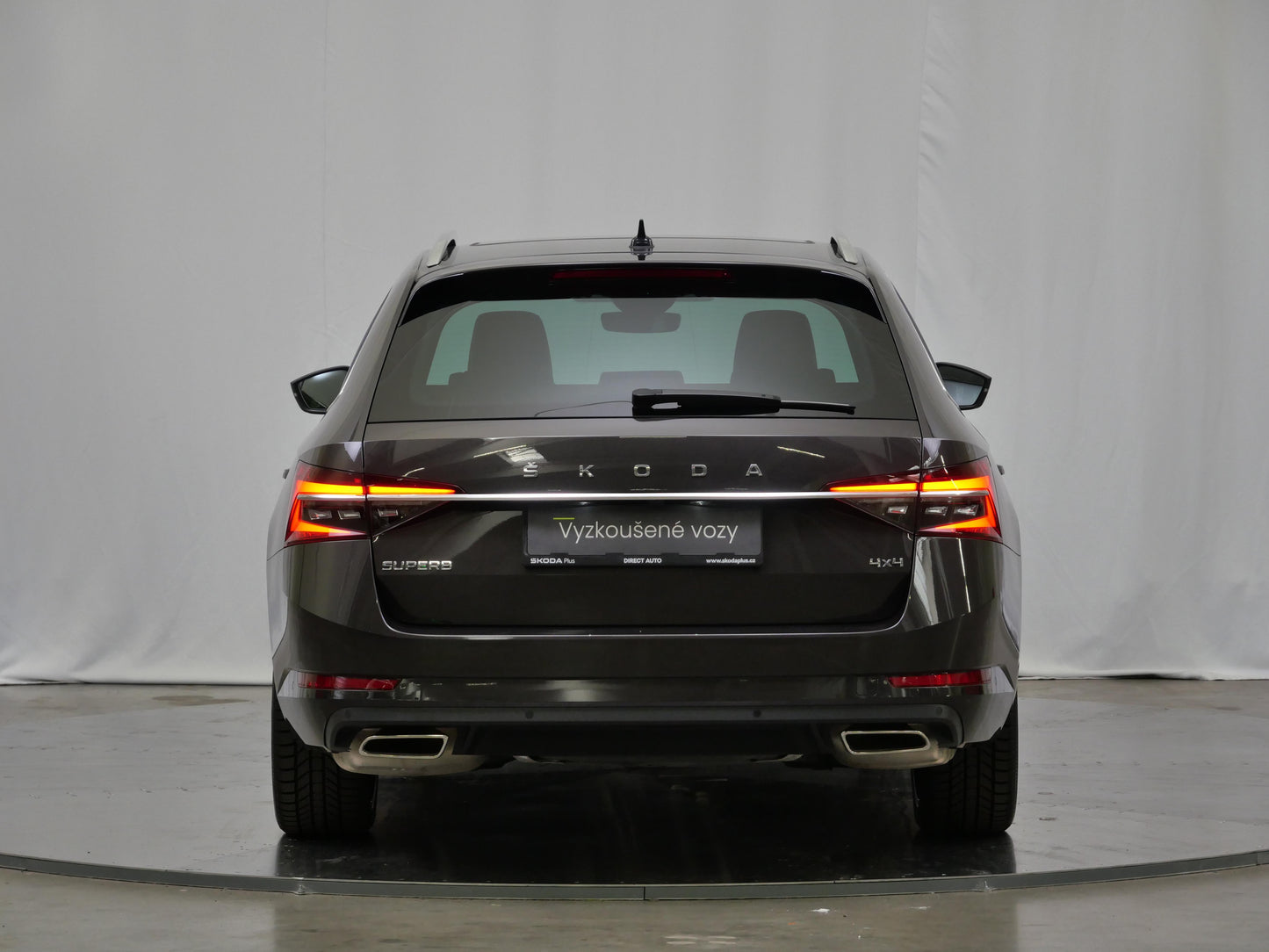 Škoda Superb 2.0 TSI 206 kW L&K
