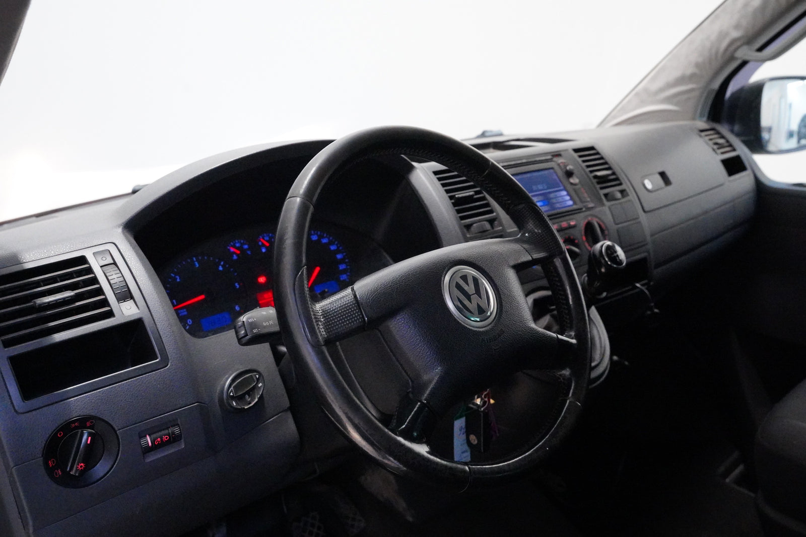 Volkswagen Caravelle 2.5 TDI 96 kW – foto 5