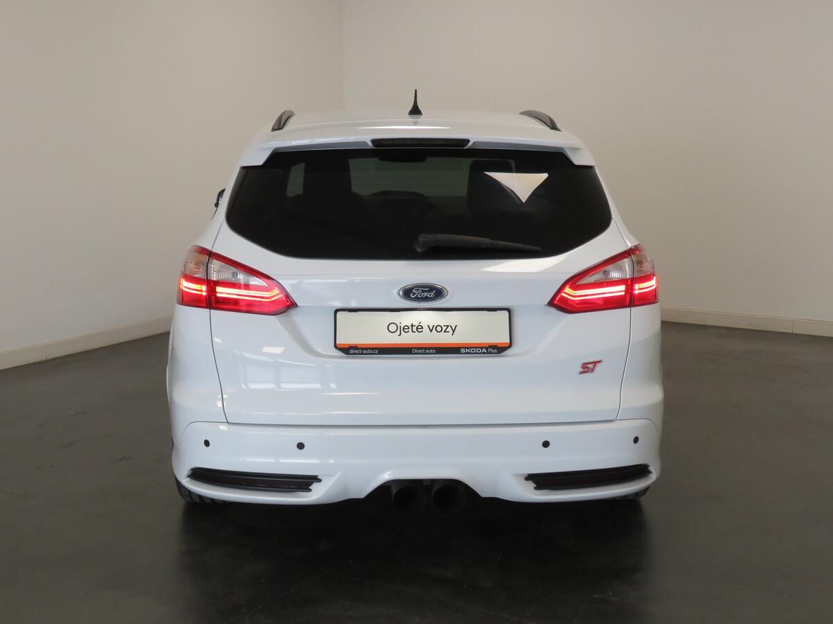 Ford Focus 2.0 EcoBoost 184 kW ST