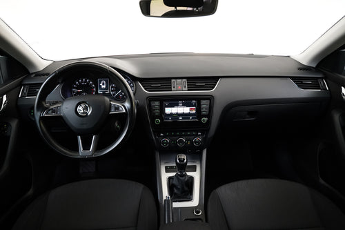Škoda Octavia 1.6 TDI 81 kW Style – foto 5