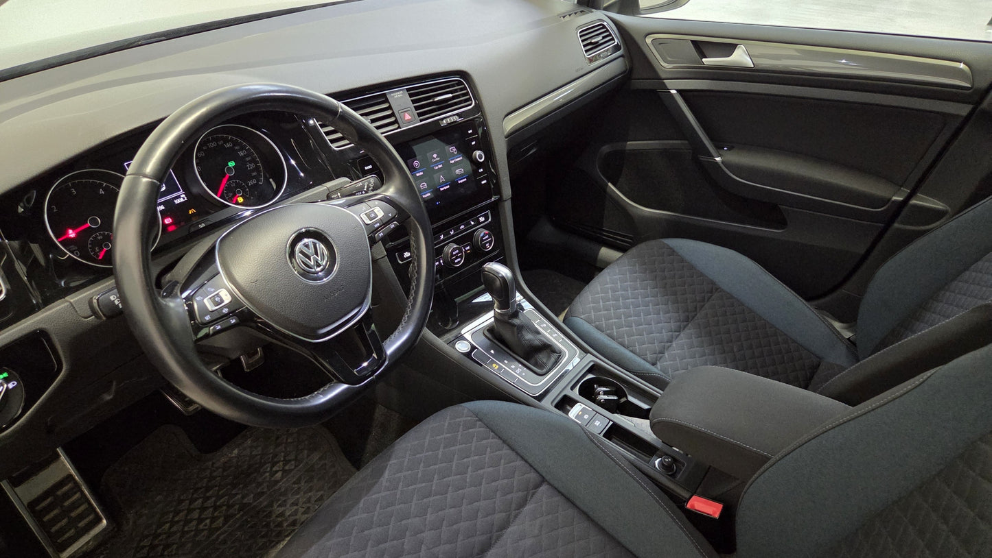 Volkswagen Golf 1.6 TDI 85 kW IQ-DRIVE