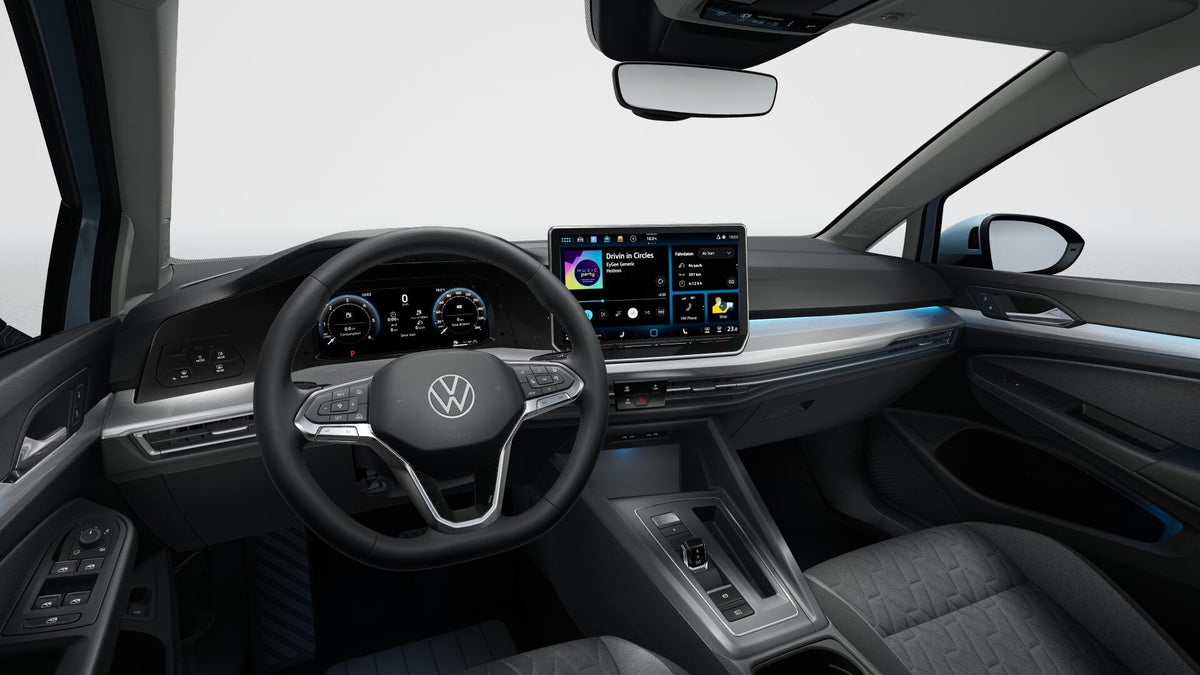 Volkswagen Golf People 1,5 eTSI 7DSG mHEV