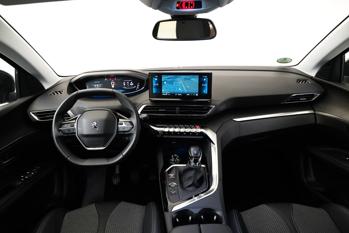 Peugeot 5008 1.2 PureTech 96 kW ALLURE – foto 5