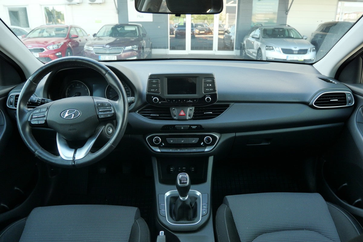 Hyundai i30 1.0 T--GDI 88kW