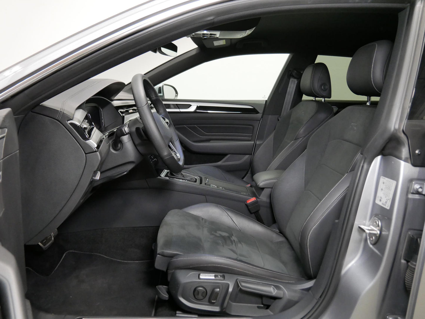 Volkswagen Arteon Shooting Brake 2.0 TDI 110 kW R-LINE
