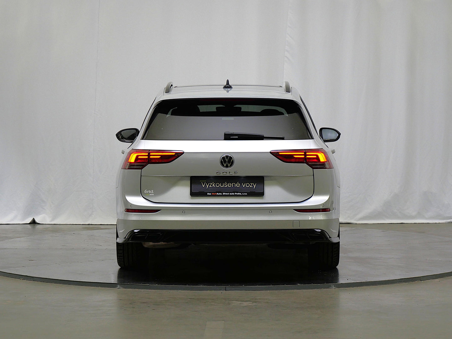 Volkswagen Golf 2.0 TDI 110 kW DSG R-Line