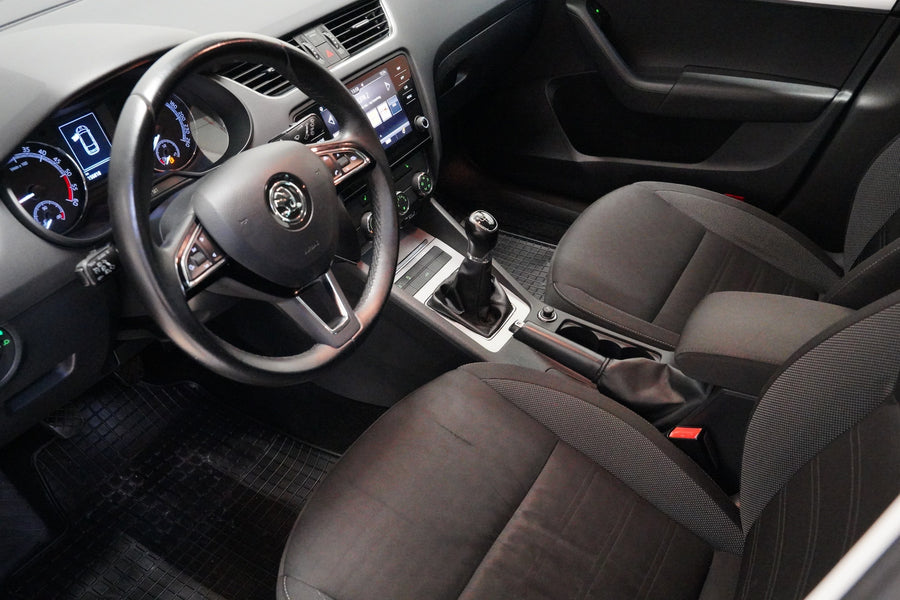 Škoda Octavia 1.6 TDI 85 kW Ambition – foto 5