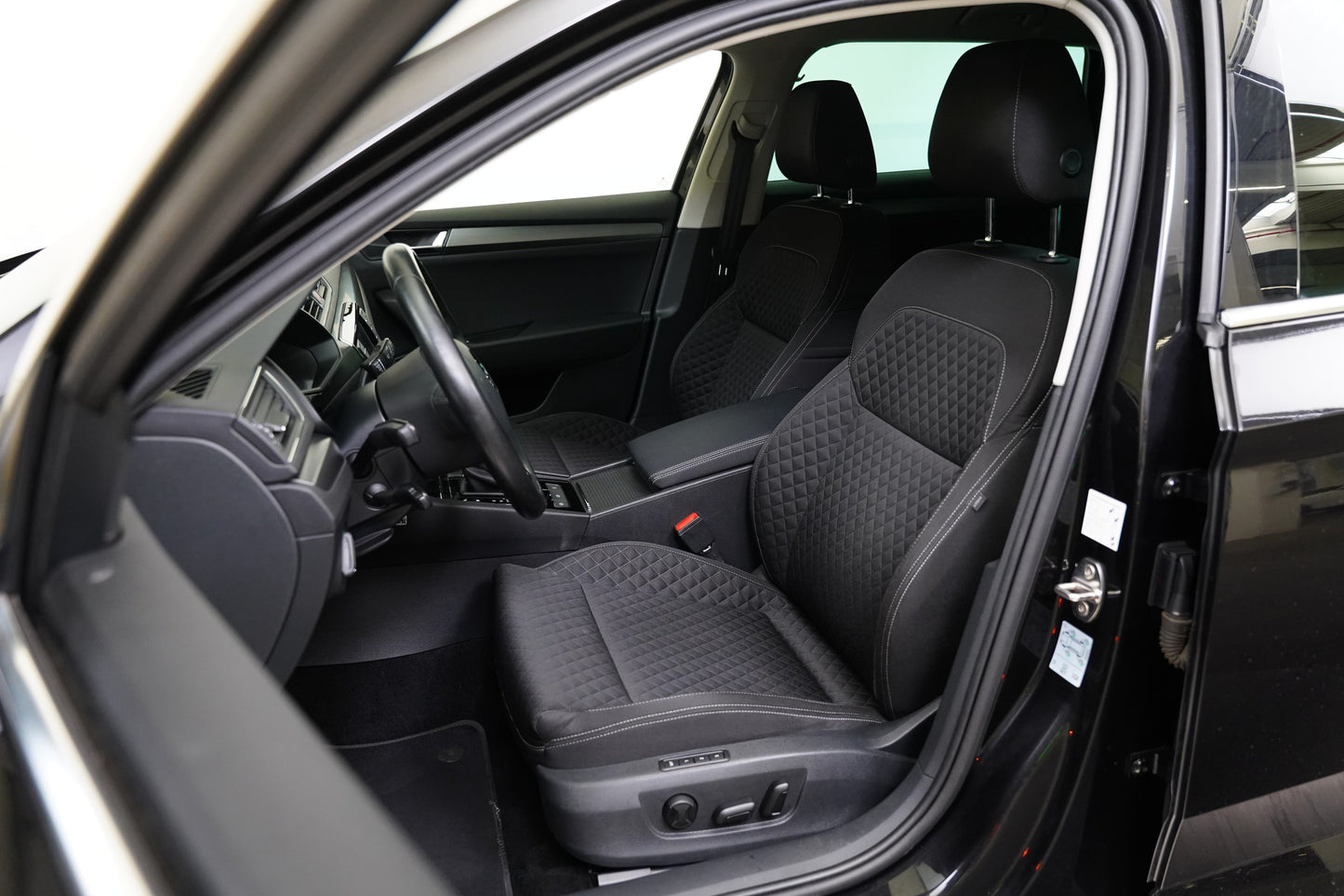 Škoda Superb 1.8 TSI 132 kW Style