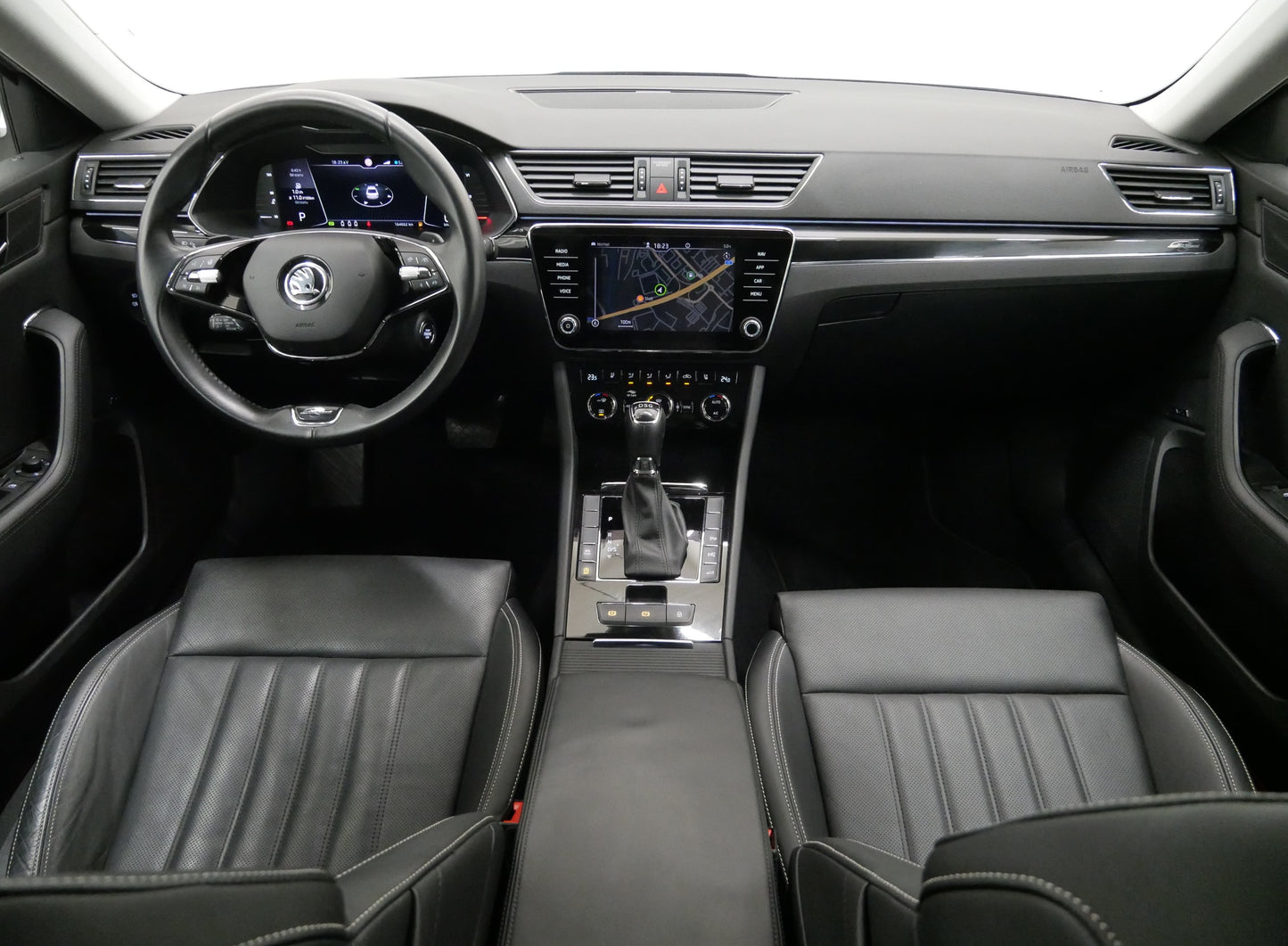 Škoda Superb 2.0 TDI 110 kW L&K
