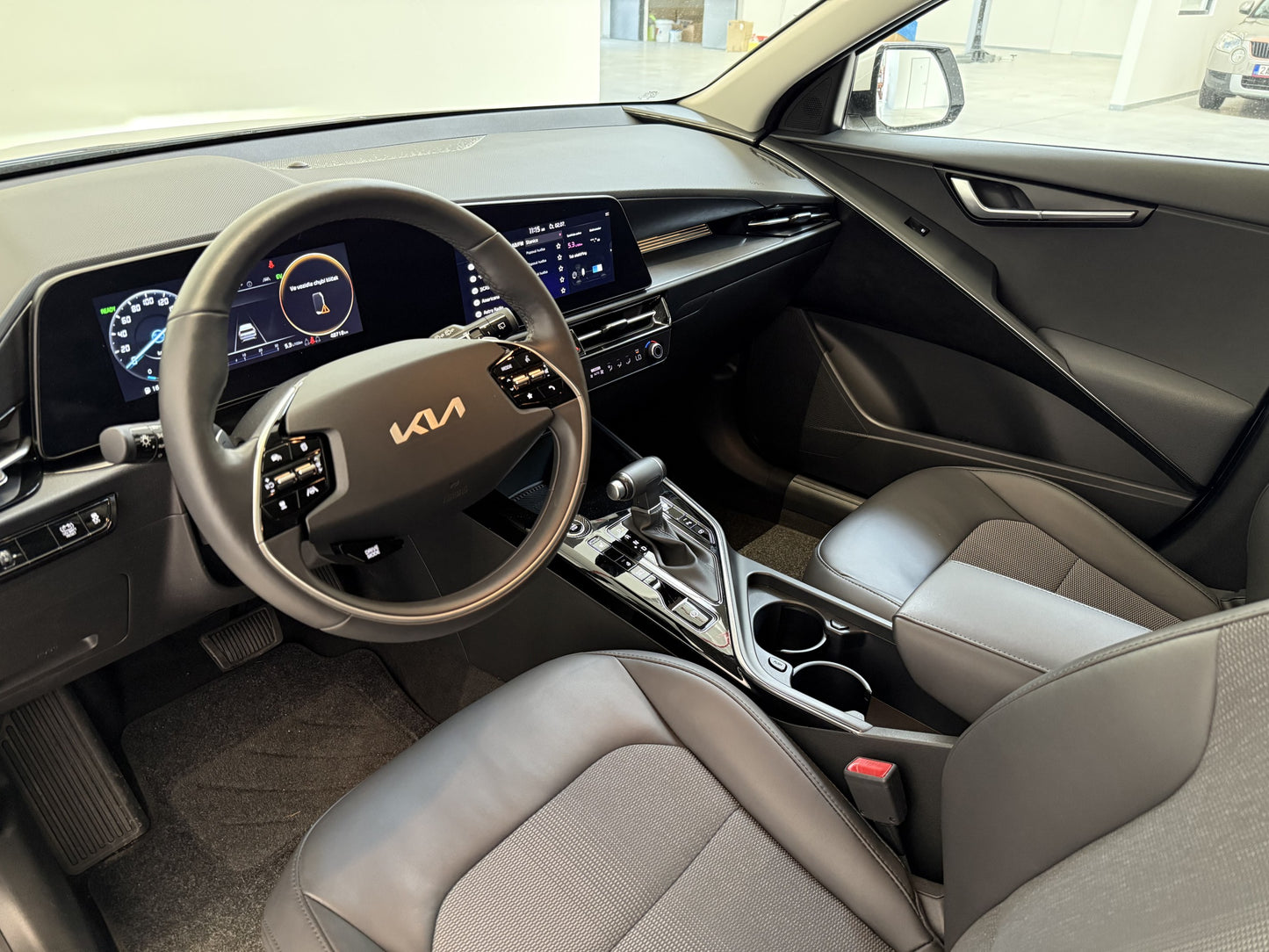 Kia Niro 1.6 GDI HEV 77 kW Style