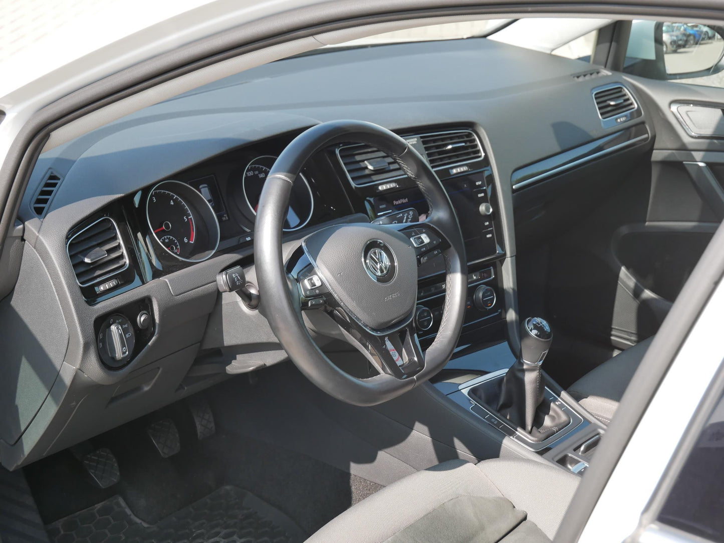 Volkswagen Golf Variant 1.6 TDI 85 kW Highline