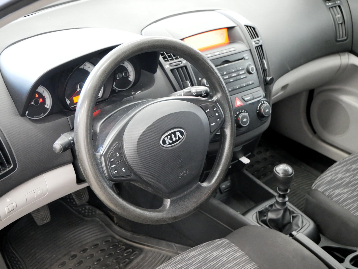 Kia Ceed 1.4i 74kW