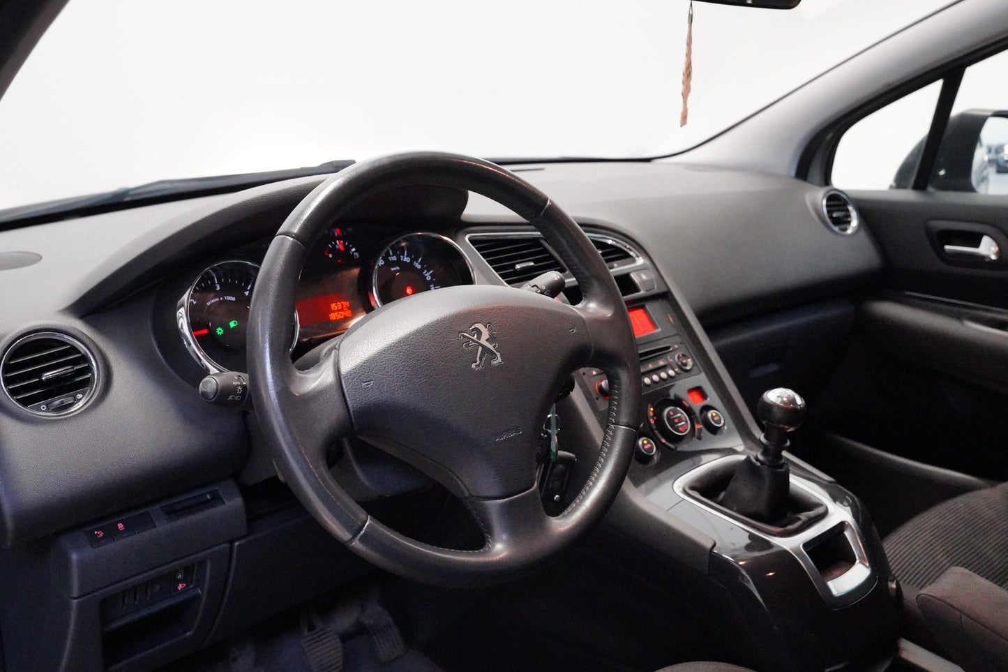 Peugeot 5008 1.6 HDI 84 kW Allure