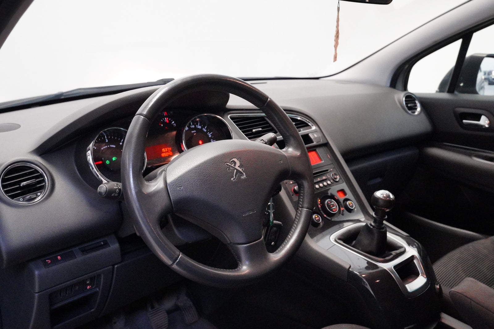 Peugeot 5008 1.6 HDI 84 kW Allure – foto 5