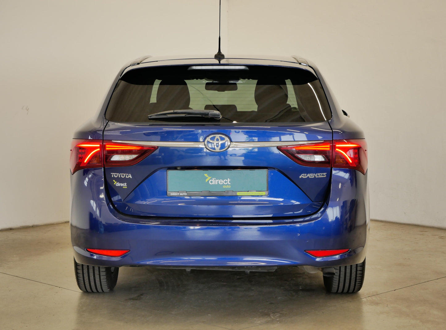 Toyota Avensis 1.6 82 kW Business