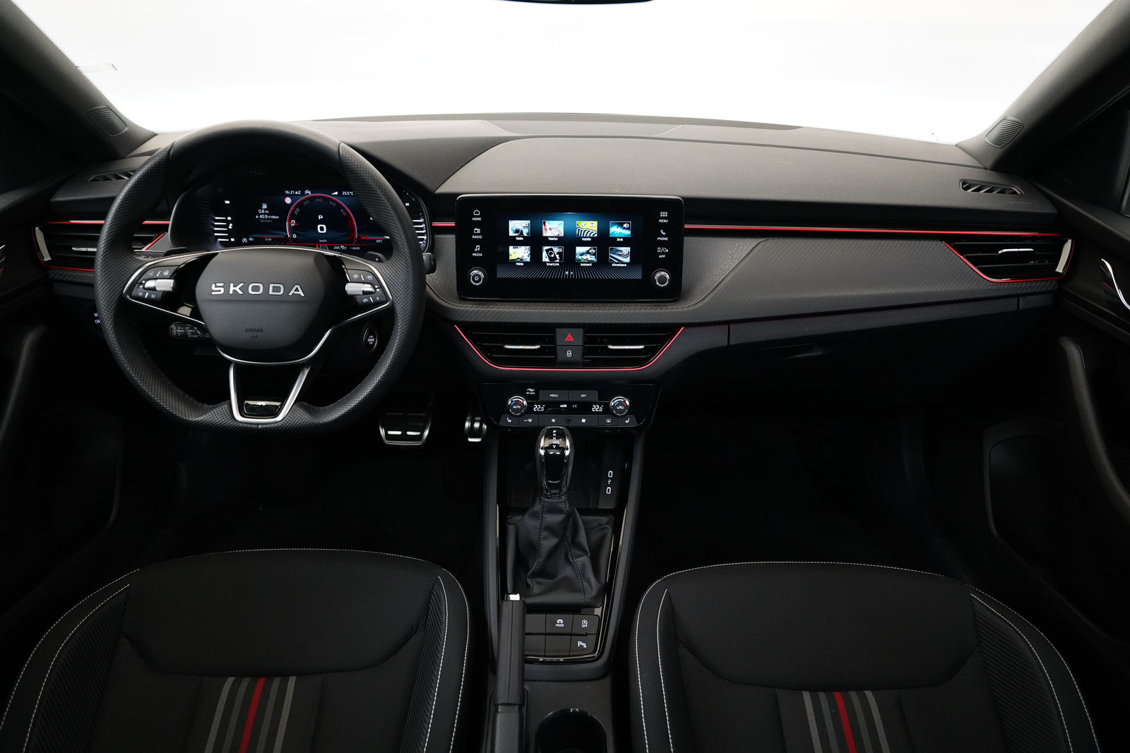 Škoda Scala 1.0 TSI 85 kW DSG Monte Carlo – foto 5