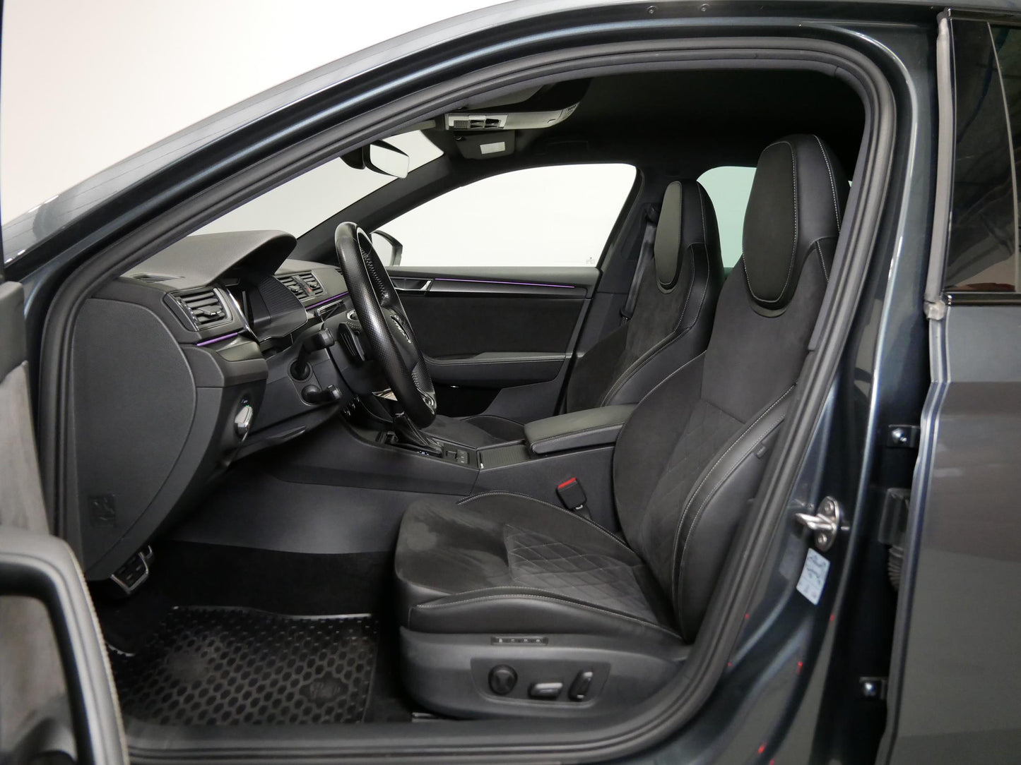 Škoda Superb 2.0 TSI 140 kW Sportline