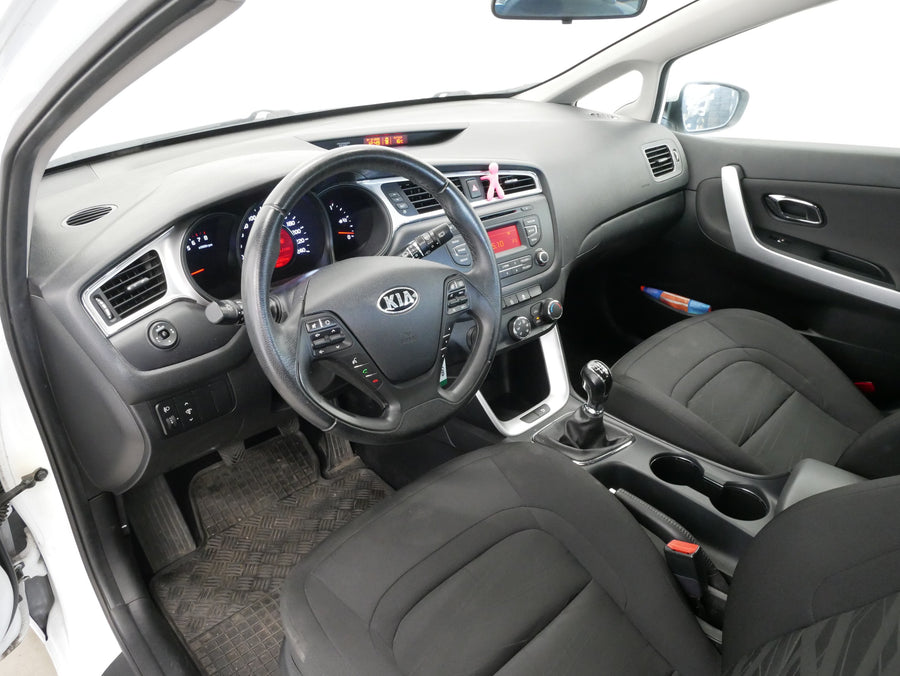 Kia Ceed 1.4 CVVT 74 kW – foto 5