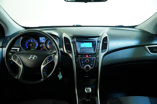 Hyundai i30 1.6 CVVT 88 kW – foto 5
