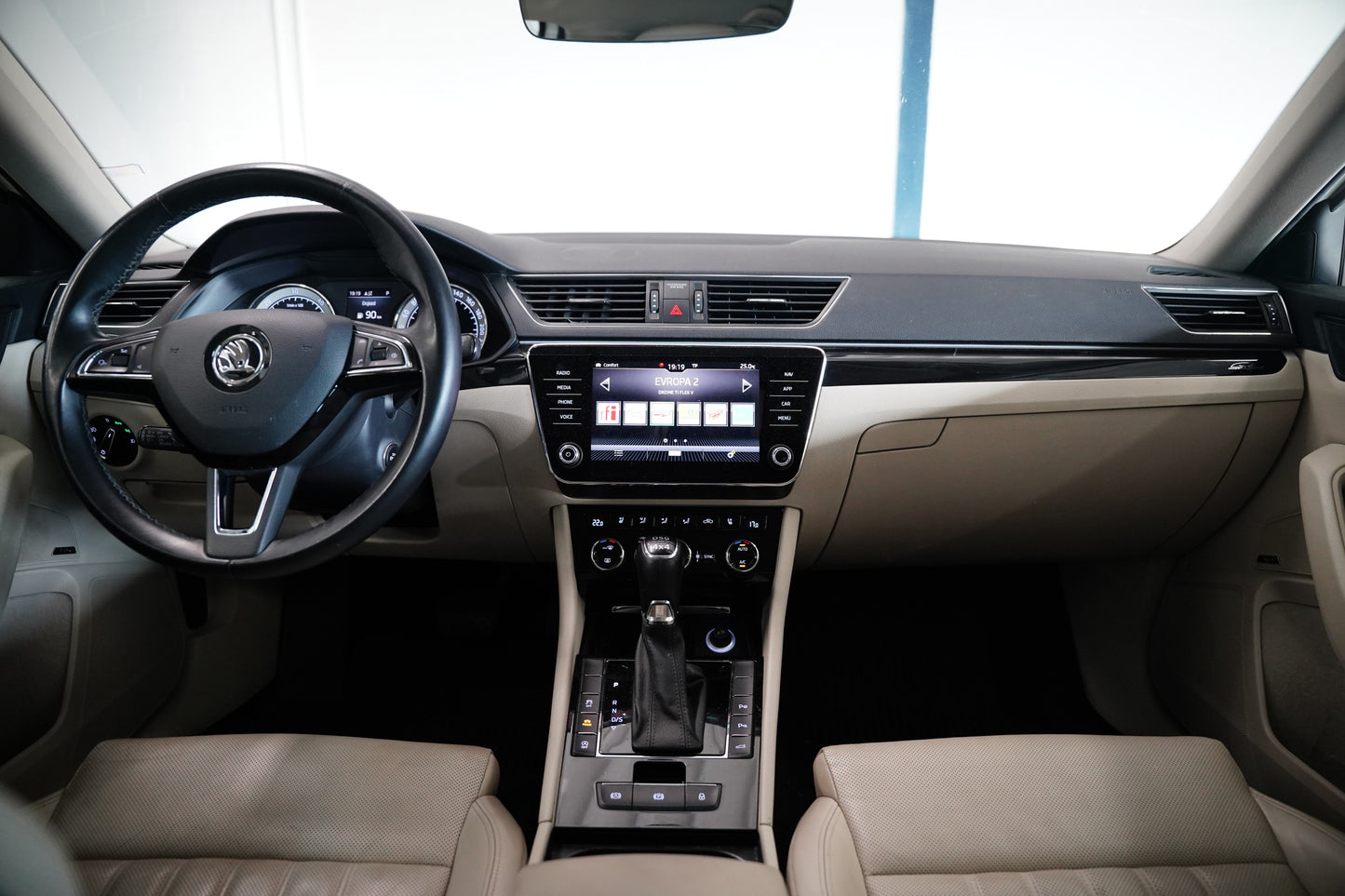 Škoda Superb 2.0 TDI 140KW L&K 4x4 DSG