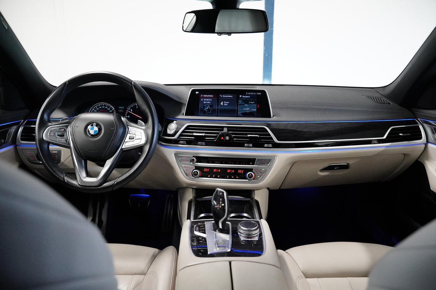 BMW Řada 7 30D 195 kW xDrive