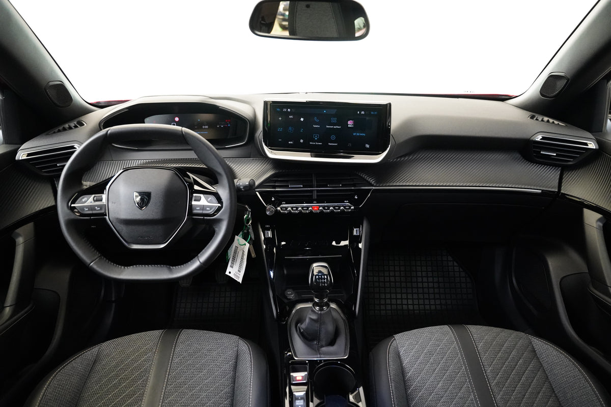 Peugeot 2008 1.2 PureTech 74 kW ALLURE – foto 5