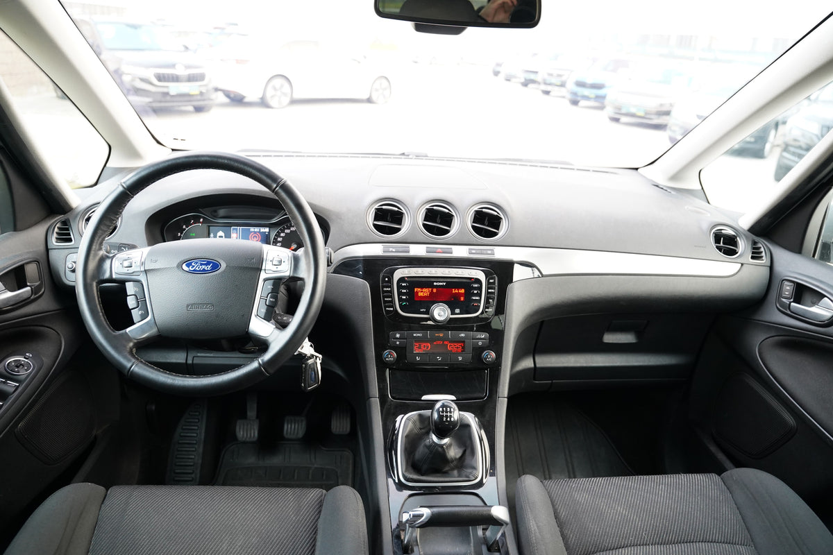 Ford Galaxy 1.6 EcoBoost 118 kW Ghia – foto 5