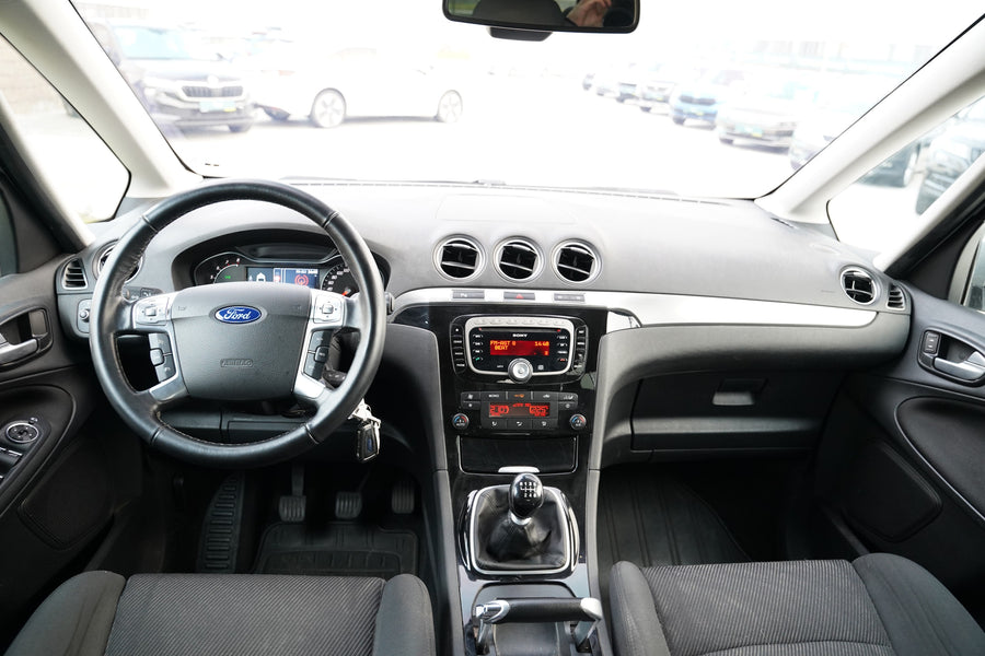 Ford Galaxy 1.6 EcoBoost 118 kW Ghia – foto 5