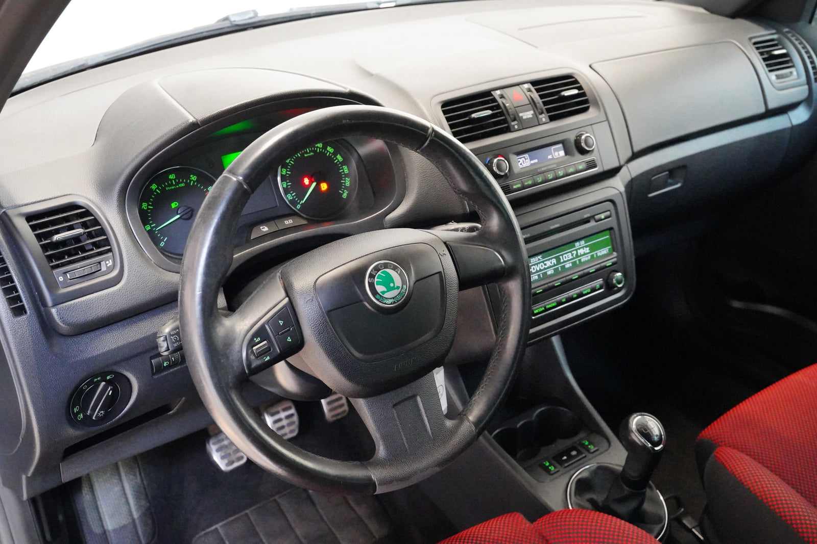 Škoda Fabia 1.2 TSI 63 kW Monte Carlo – foto 5