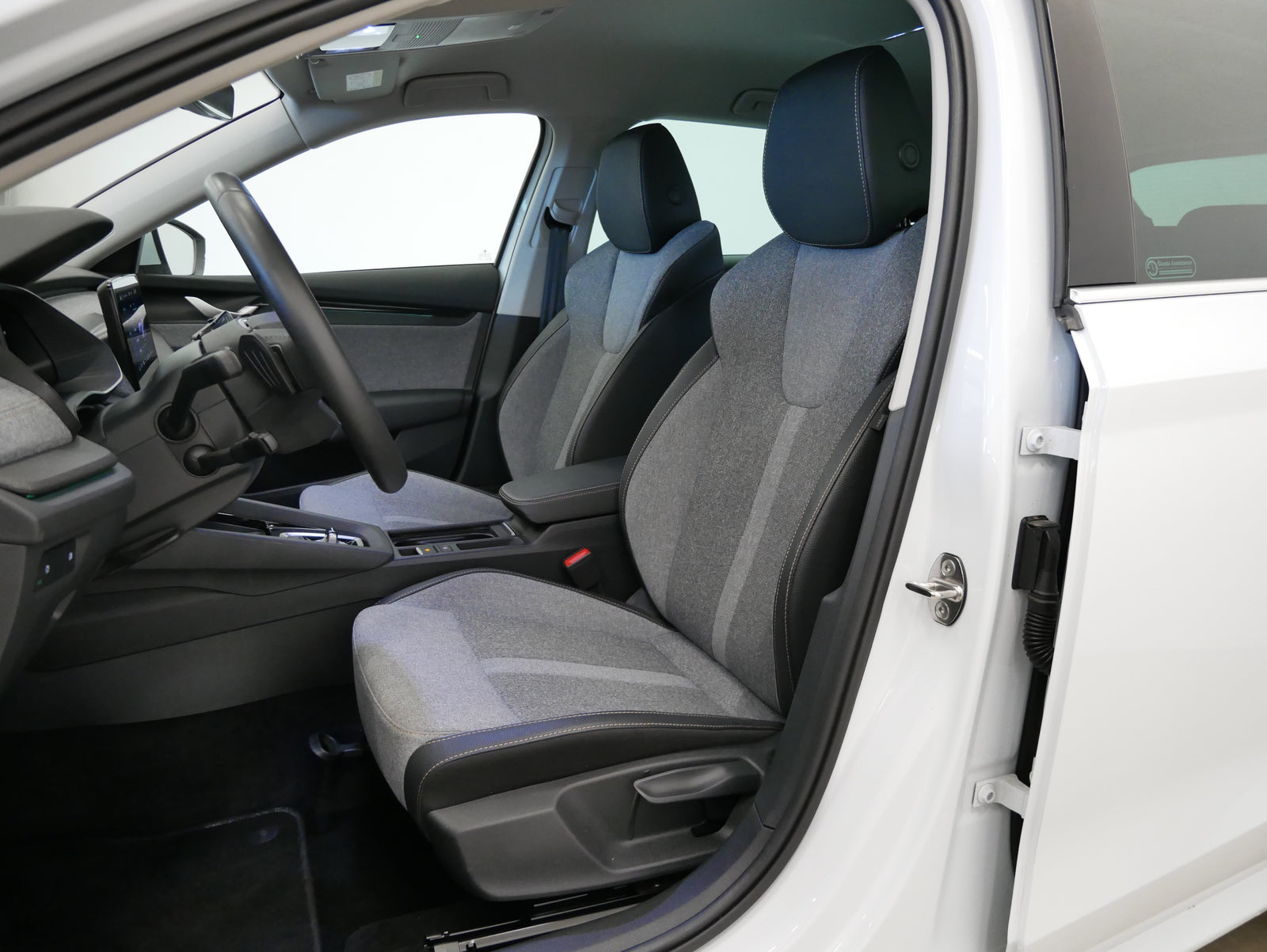 Škoda Octavia 2.0 TDI 110 kW Top Selection – foto 6