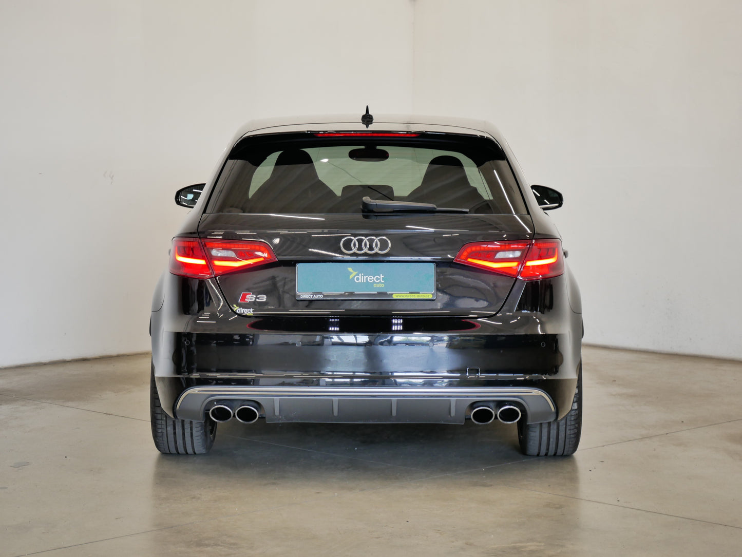 Audi S3 2.0TFSi 221kW Quattro