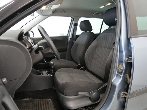 Škoda Fabia 1.4i 16V 63 kW Ambition Plus – foto 6