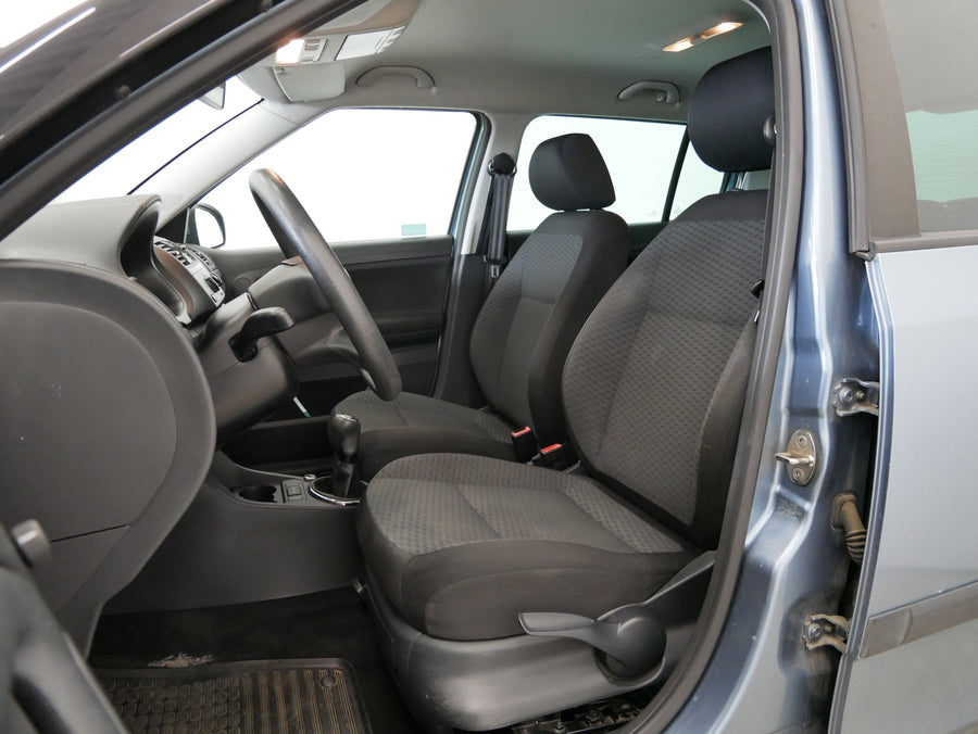 Škoda Fabia 1.4i 16V 63 kW Ambition Plus – foto 6