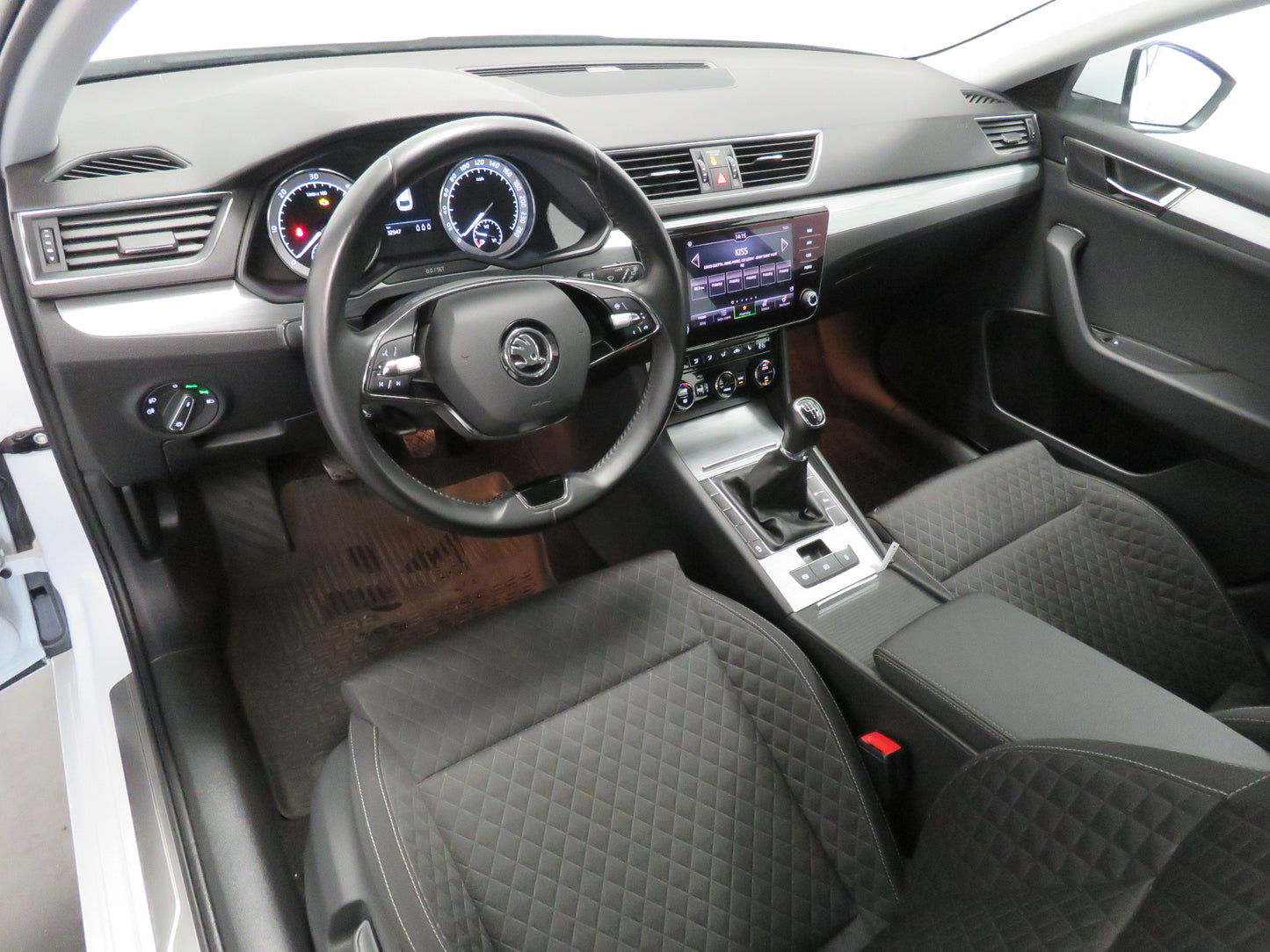 Škoda Superb 2.0 TDI 110 kW Ambition Plus
