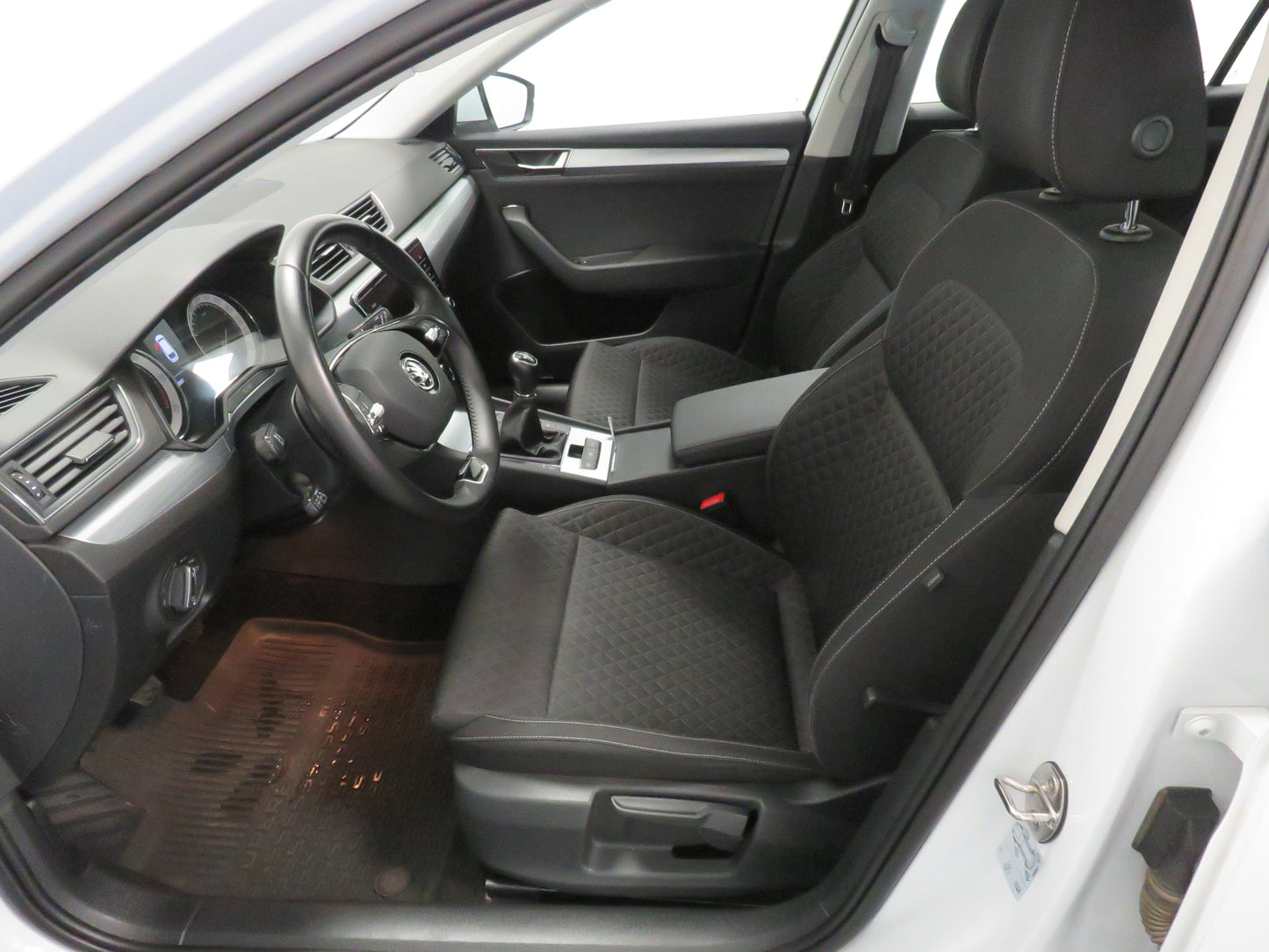 Škoda Superb 2.0 TDI 110 kW Ambition Plus