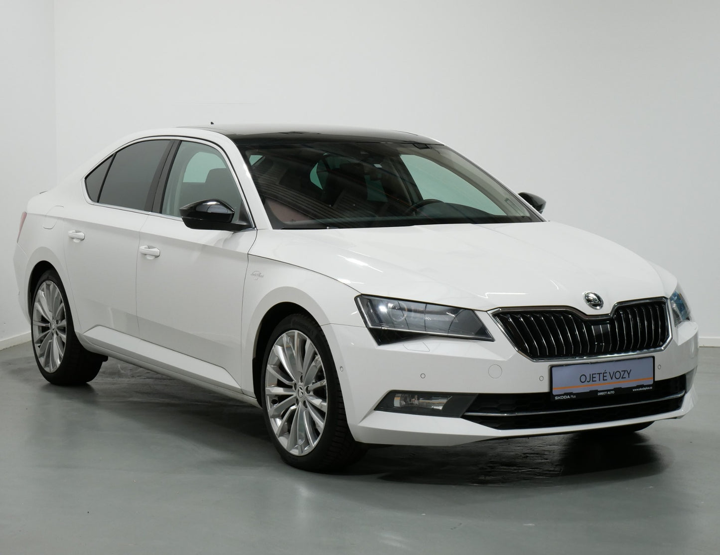 Škoda Superb 2.0 TDI/110 kW/L&K/PANO/DCC/CZ/NAVI/BI-XENONY/CANT