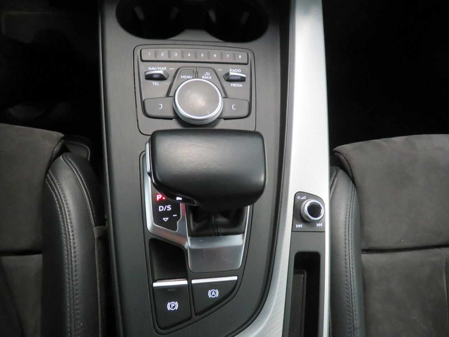 Audi A4 2.0 TDI 110kW DSG S tronic Business Edition 35