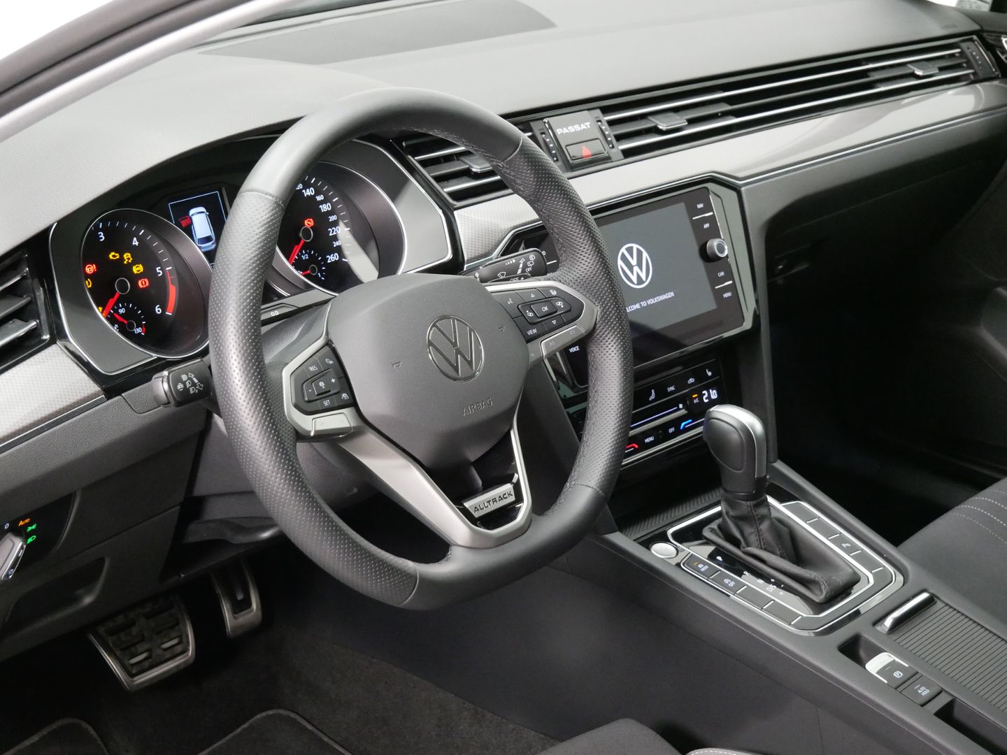 Volkswagen Passat ALLTRACK 2.0 TDI/147 kW/DSG/4M/TAŽNÉ/LED/EL.VÍKO/K